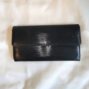 Louis Vuitton Black Epi Leather Long Sarah Wallet